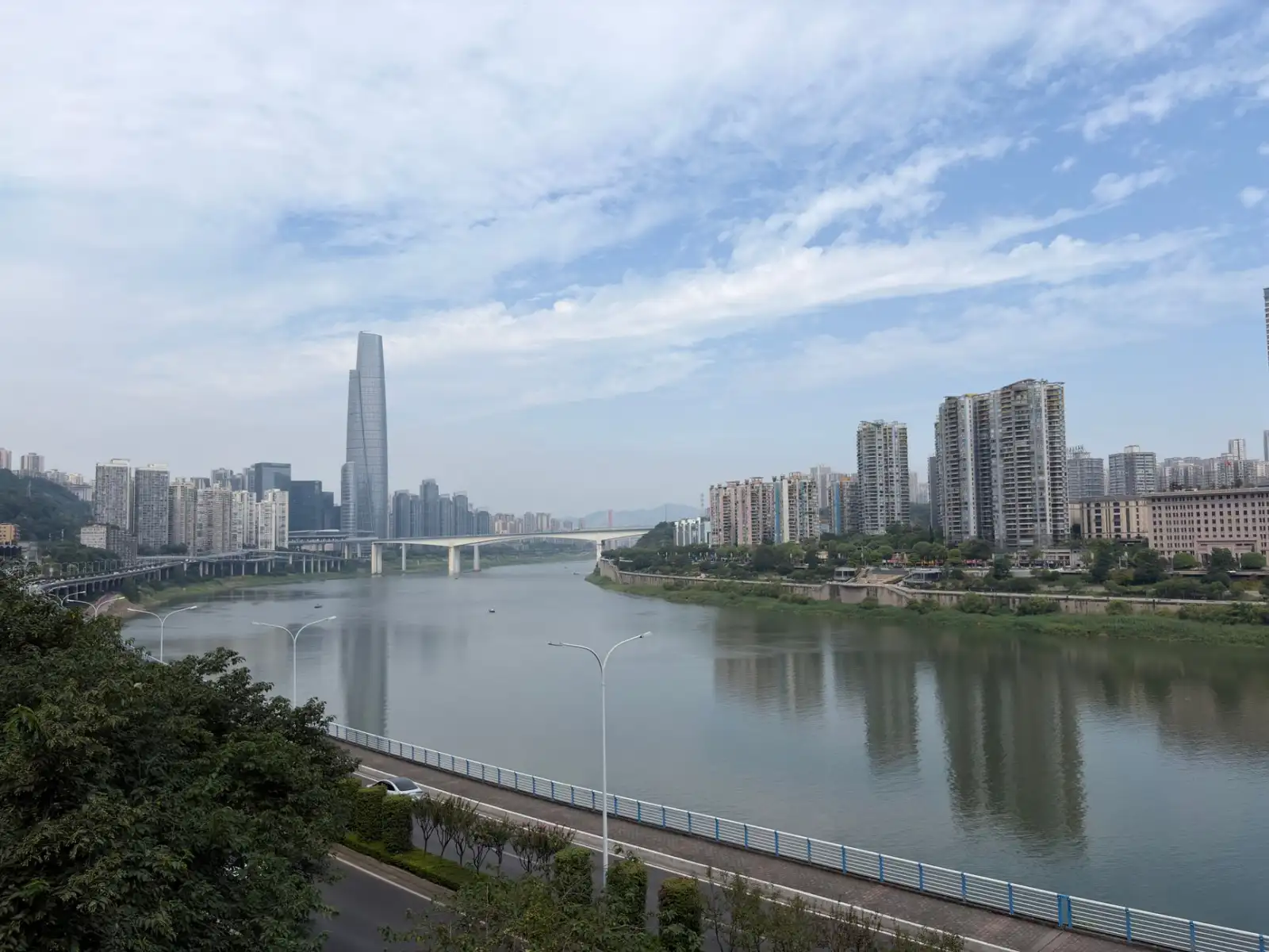 珠三角电子制造企业芯片选型指南:东莞融智润丰集成电路方案解析